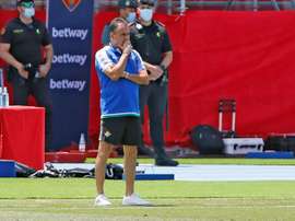 Alexis se centró en Osasuna y declinó hablar de Pellegrini. EFE/Archivo