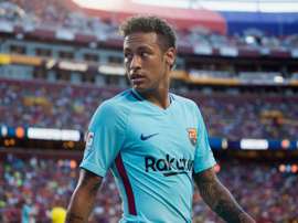 Santos acepta la derrota por Neymar y pide al Barça ser como el Madrid. EFE