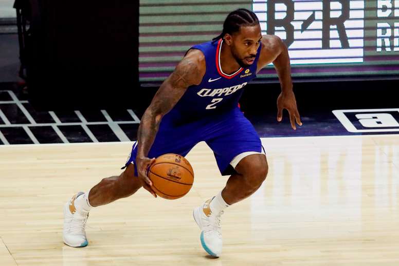 En la imagen, el jugador de los Clippers de Los Ángeles Kawhi Leonard. EFE/Etienne Laurent/Archivo