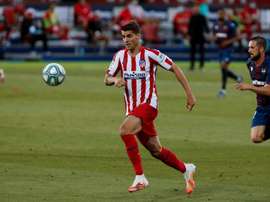 El Cholo tiene que elegir entre Diego Costa o Morata. EFE