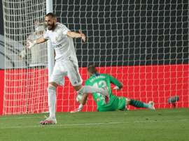 El gran mes de Benzema tiene premio. EFE