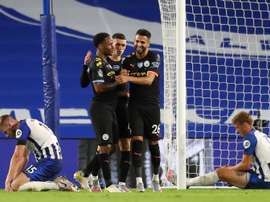 Sterling guía el paseo del City en campo del Brighton. EFE