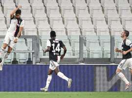 Dos penaltis evitaron la victoria del Atalanta. EFE