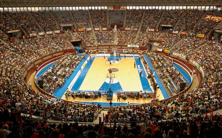 El coso taurino de Illumbe en San Sebastián, cancha del Donosti Gipuzkoa Basket. EFE/Juan Herrero/Archivo
