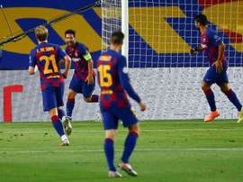Messi marcou um gol, teve outro anulado e provocou pênalti contra o Napoli. EFE/Enric Fontcuberta