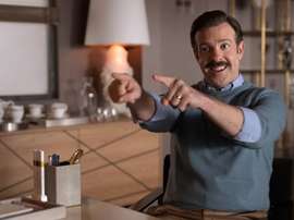 La nueva serie de Jason Sudeikis está basada en la Premier. EFE