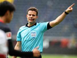 Felix Brych will officiate the first Europa League semi-final. EFE
