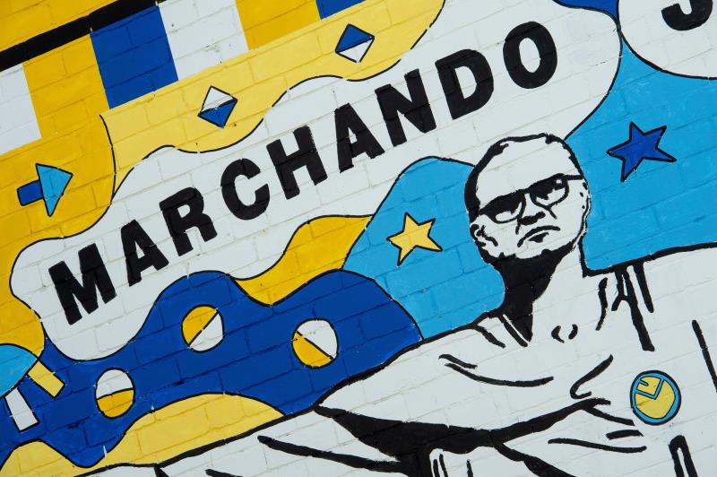 Bielsa devolvió al Leeds a la Premier. EFE