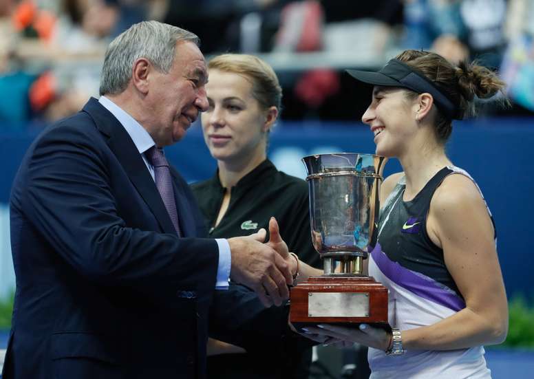 Entrega de la copa en la edición de 2019 de la Copa del Kremlin de tenis. EFE/EPA/YURI KOCHETKOV/Archivo