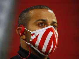 Thiago Alcántara é criticado. EFE/EPA/KAI PFAFFENBACH