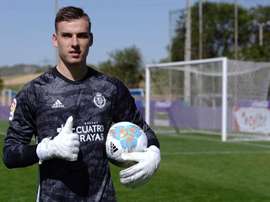 L'Ukraine annonce le cas positif à la Covid de Lunin. EFE