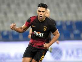 Victoria de postín del Galatasaray con otro gol de Falcao. EFE