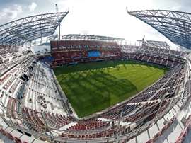 Osasuna y Levante le quitan la etiqueta al renovado El Sadar. EFE