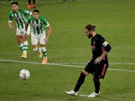 La direction du Betis mécontente de l'arbitrage après la défaite face au Real. EFE