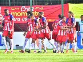 Olimpia y Real España empiezan con tablas. EFE