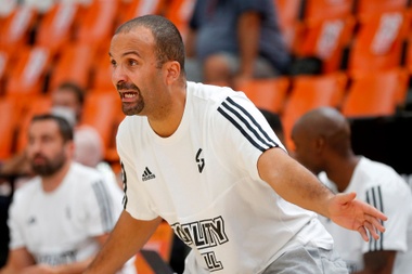 El entrenador del Asvel Villeurbanne, T. J. Parker. EFE/Miguel Ángel Polo/Archivo