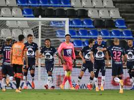 Aguirre amarga la fiesta a Pumas. EFE