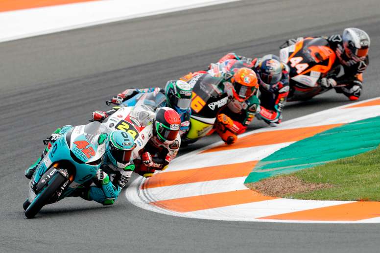 El FIM CEV Repsol cerrará la temporada 2020 este fin de semana en el circuito de la Comunidad Valenciana Ricardo Tormo en la localidad de Cheste con siete carreras que dirimirán los campeones en las distintas categorías. EFE/ Manuel Bruque/Archivo