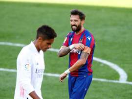 Morales sufre un esguince y podría perderse el choque ante el Granada. EFE