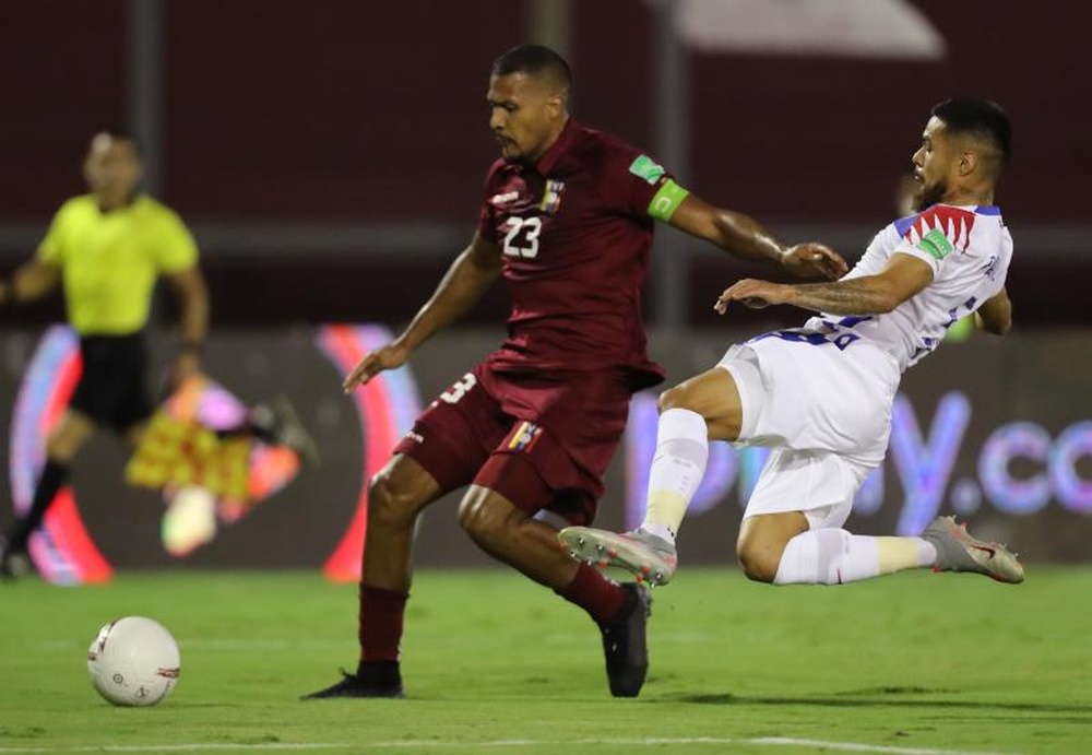 Rondón podría jugar en la Liga Turca. EFE