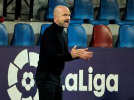 Paco López's job is at risk. EFE
