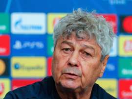 Lucescu ve al Atlético de Madrid campeón de la Liga Española. EFE/EPA/SERGEY DOLZHENKO