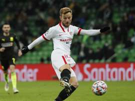 Munir endulza el pase a octavos de un Sevilla algo desbocado. EFE/EPA