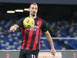 Ibra deja en manos del seleccionador su posible regreso. EFE