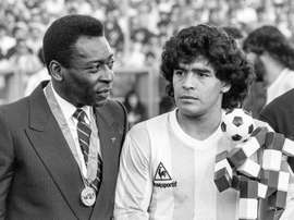 Pelé-Maradona, la rivalidad que cambió el mundo del fútbol. EFE/STR