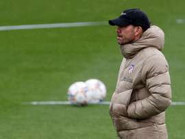 Simeone admite que Maradona le marcó, como a todo argentino. EFE