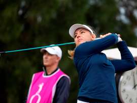 La golfista Emily Kristine Pedersen, durante la tercera jornada, este sábado, del Andalucía Costa del Sol/Abierto de España, último torneo del Ladies European Tour 2020 que se disputa hasta el domingo en el Real Club Golf de Guadalmina de Marbella (Málaga). EFE/Daniel Pérez