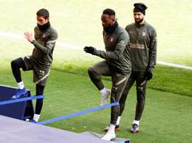 Sem Hermoso e Trippier, mas com Dembélé. EFE