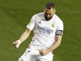 Le petit clin d'oeil de Benzema à Lyon et Kadewere. EFE