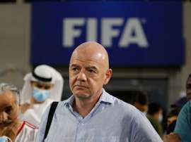 Infantino anunció un programa para salvaguardar los derechos de los niños en el fútbol. EFE
