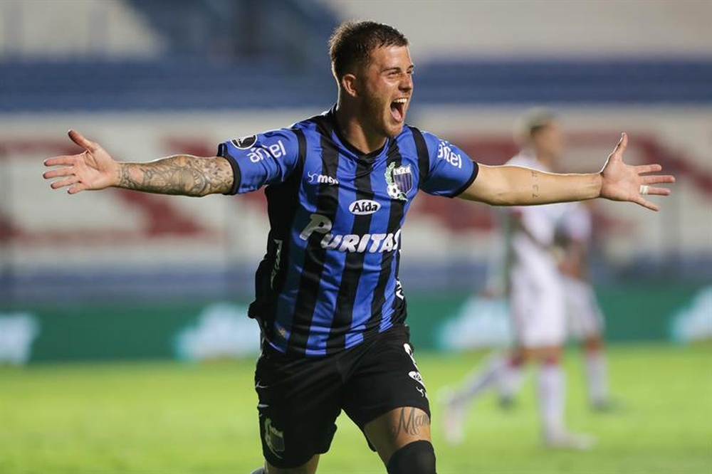 Juan Ramírez vestirá la elástica de Boca las próximas tres temporadas. EFE/Archivo