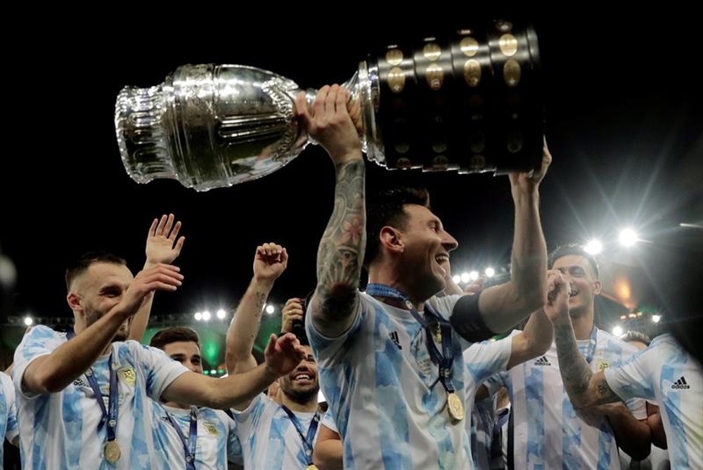 Messi tient-il son 7ème Ballon d'Or ? EFE