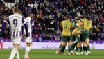 El Betis firma una noche mágica y recupera su mejor versión