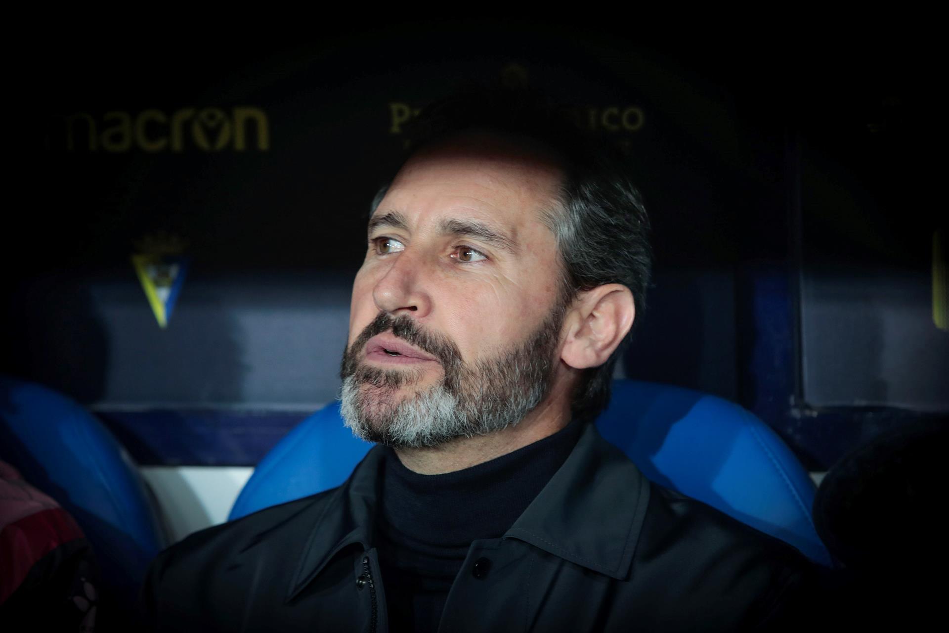 Vicente Moreno se va "con el dolor de fallar a muchas personas"