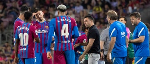 El Barça descarta recortar sueldos... pero medita rescindir contratos