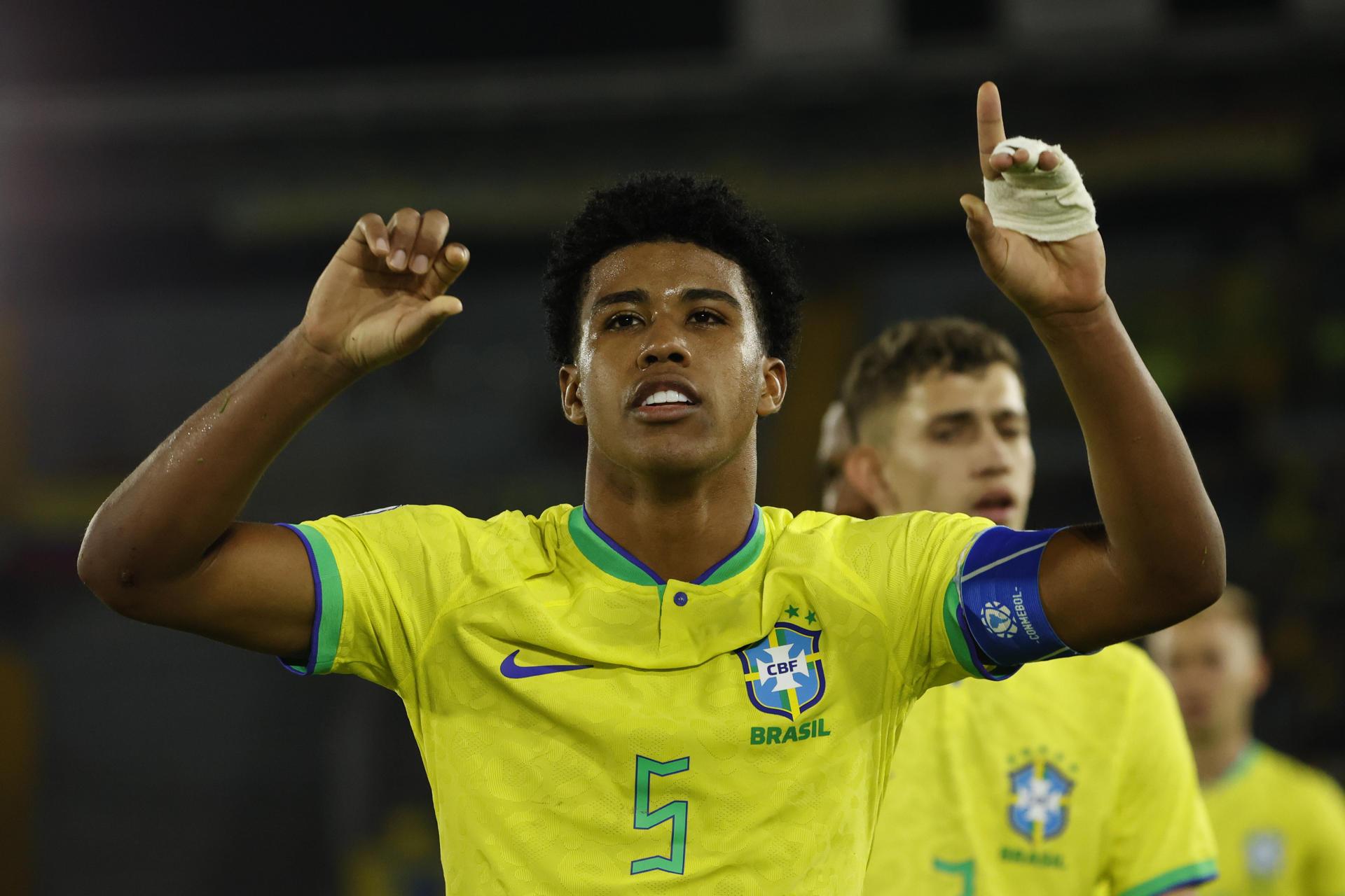 Inter mira em Andrey Santos e outros nomes da Premier League