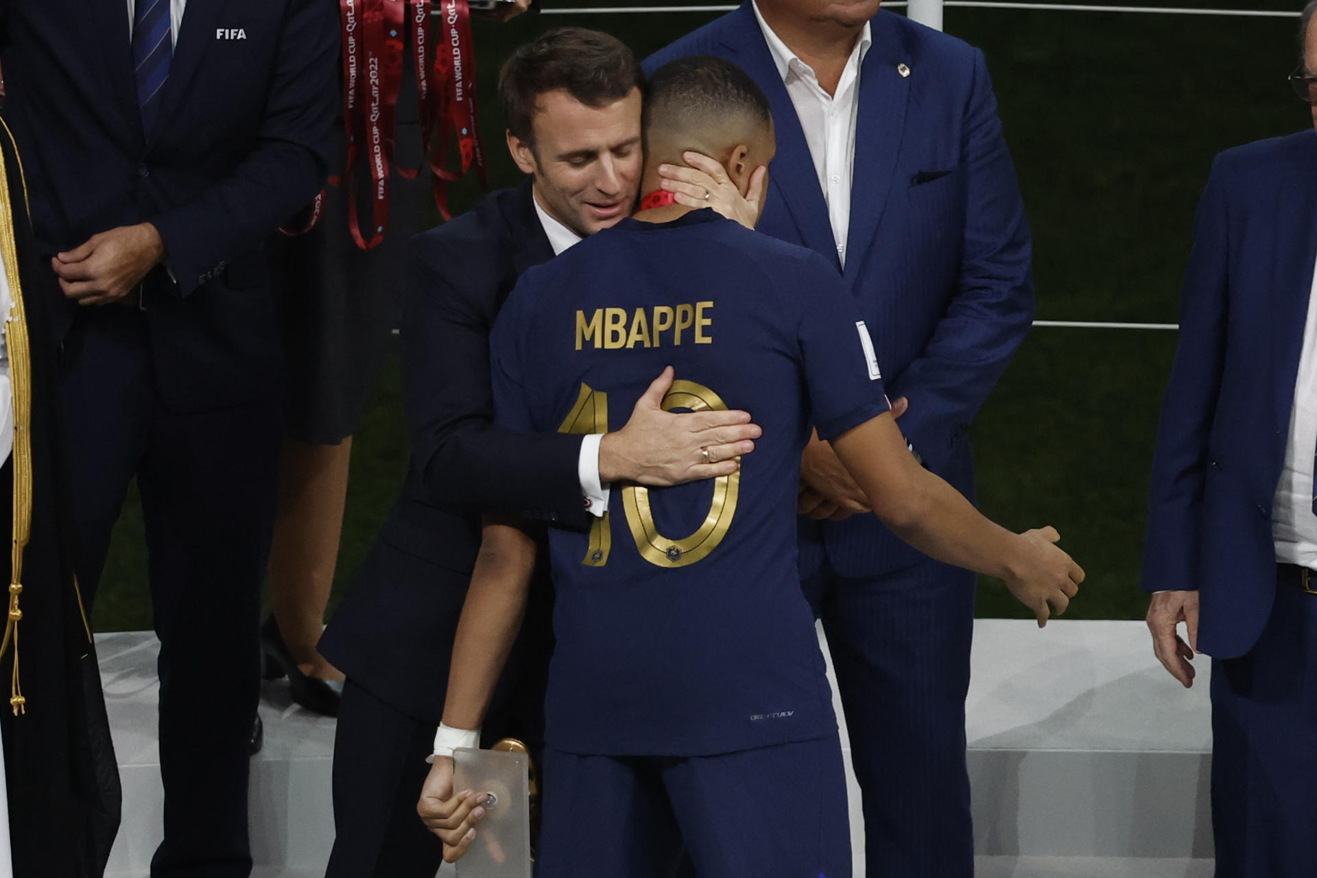 Macron insiste con Mbappé y los Juegos: 