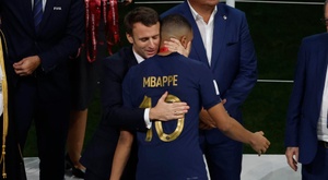 Macron insiste con Mbappé y los Juegos: 