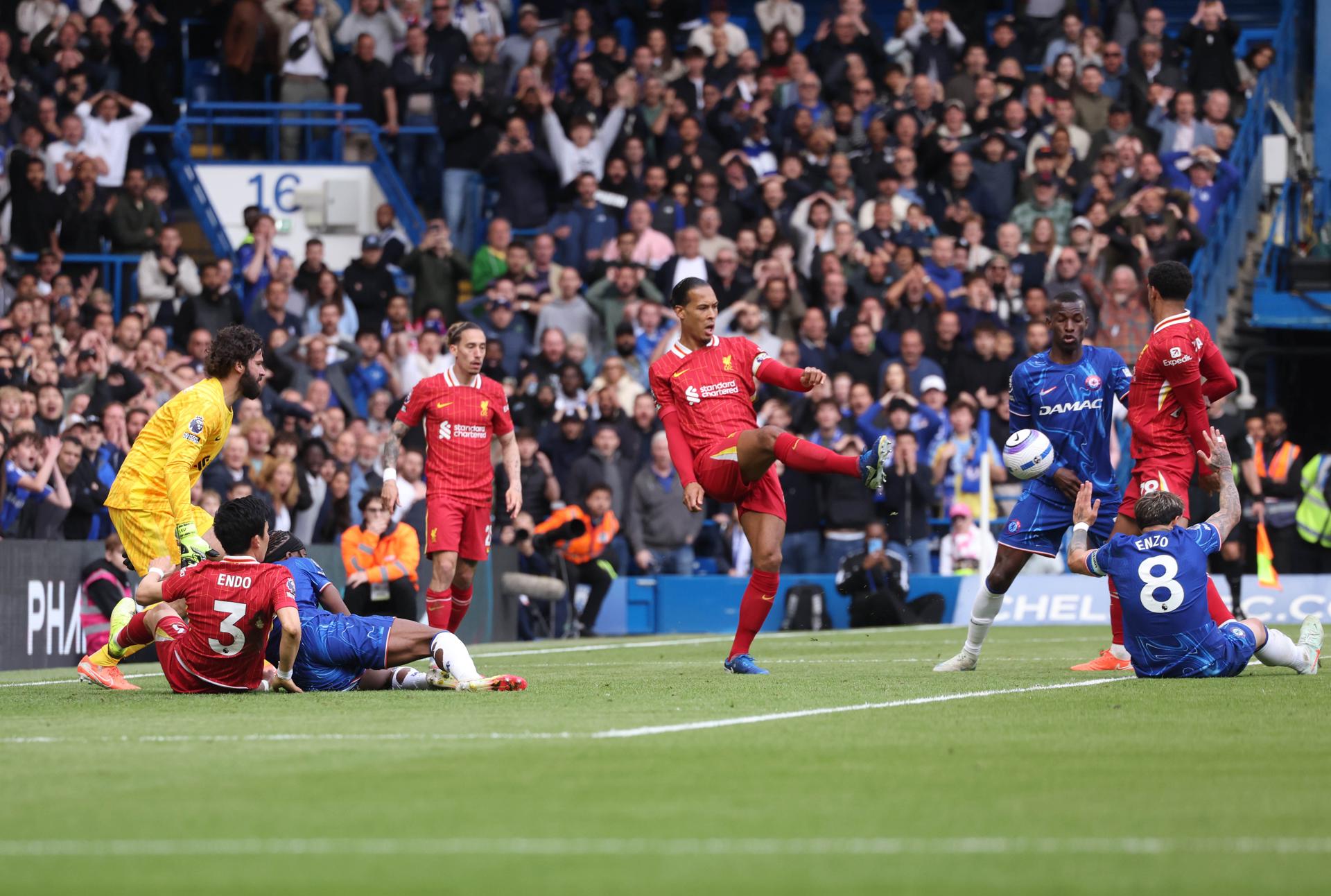 Leverkusen eye centre-back reinforcements as Quansah emerges as top target
