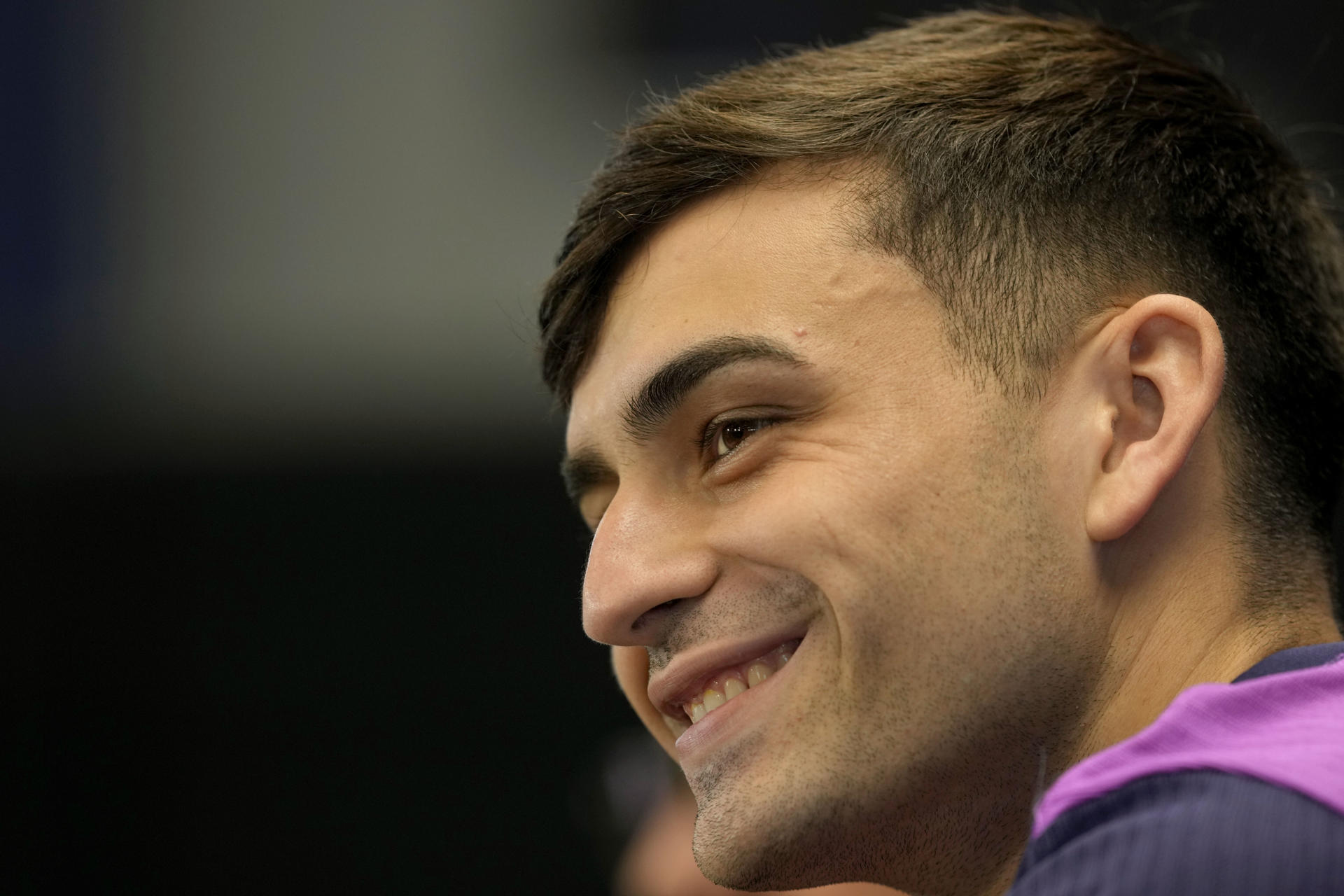 Pedri antecipa retorno e pode enfrentar Atlético e Chelsea