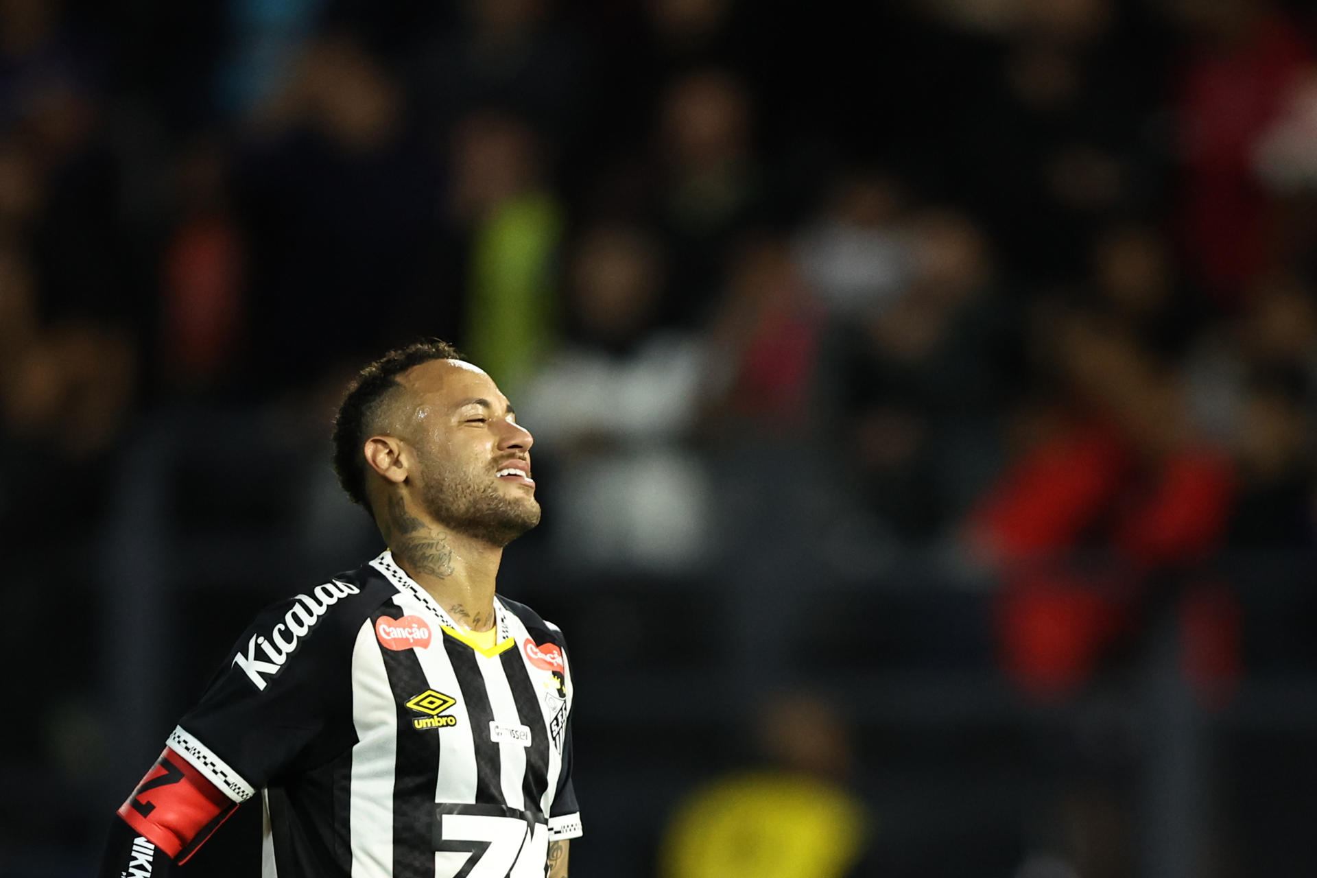 Neymar y Santos obran el milagro: permanencia y Sudamericana