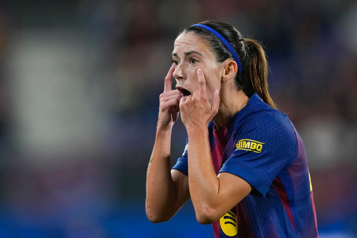 Aitana estará cinco meses de baja tras ser operada del peroné