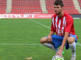 Albert Vivancos, en su presentación como futbolista del Girona tras ascender del filial, el pasado verano. GironaFC