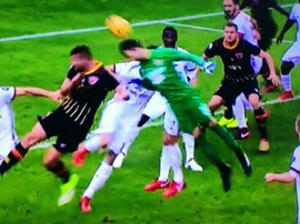 Brignoli 'salvou' o Benevento nos instantes finais da partida. Twitter