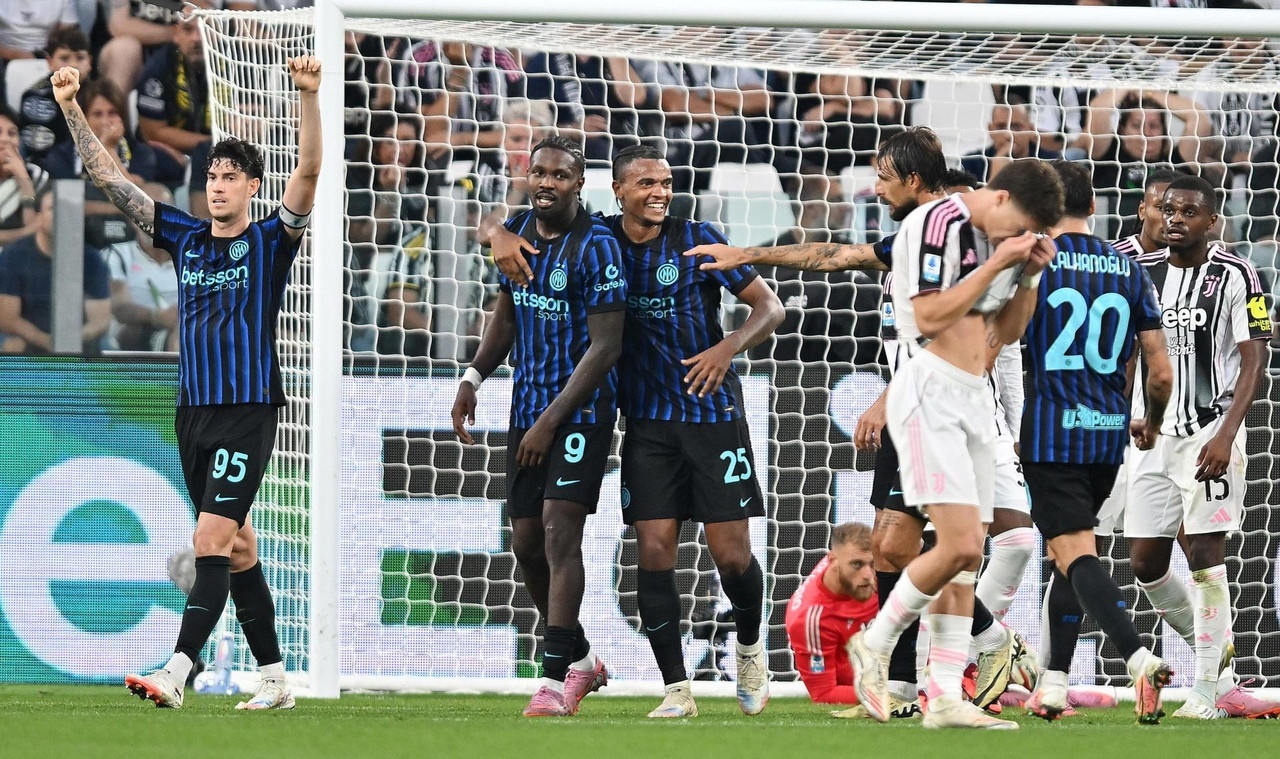Inter set to make loaned defender Akanji permanent in 2026