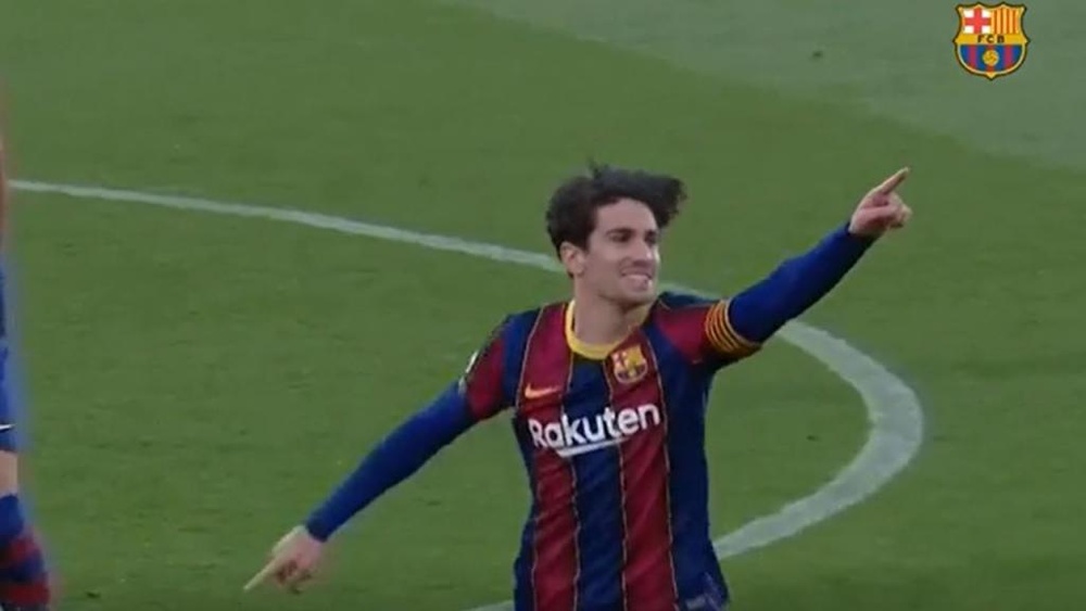 Ramón Planes subrayó que ya trabajan para que Collado pueda jugar cuanto antes. Captura/FCBarcelona